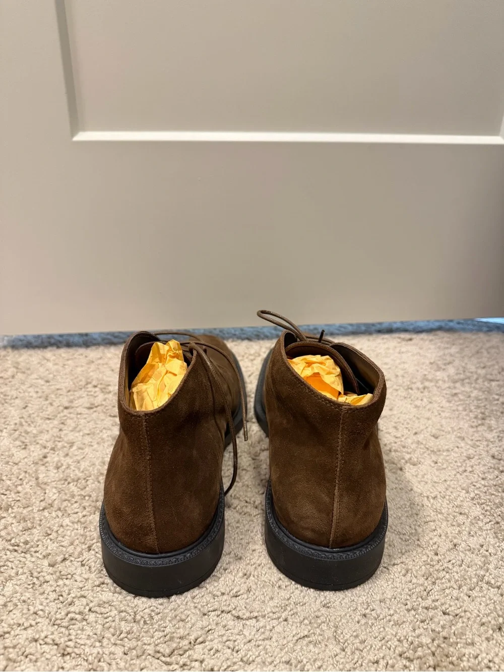 Brand New Tod's Italy Men's Suede Desert Chukka Boots – Never Worn size 7